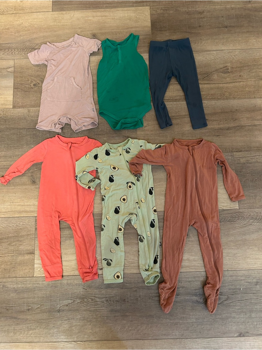 Kyte Baby Bamboo Lot sizes 12-18 & 18-25 months